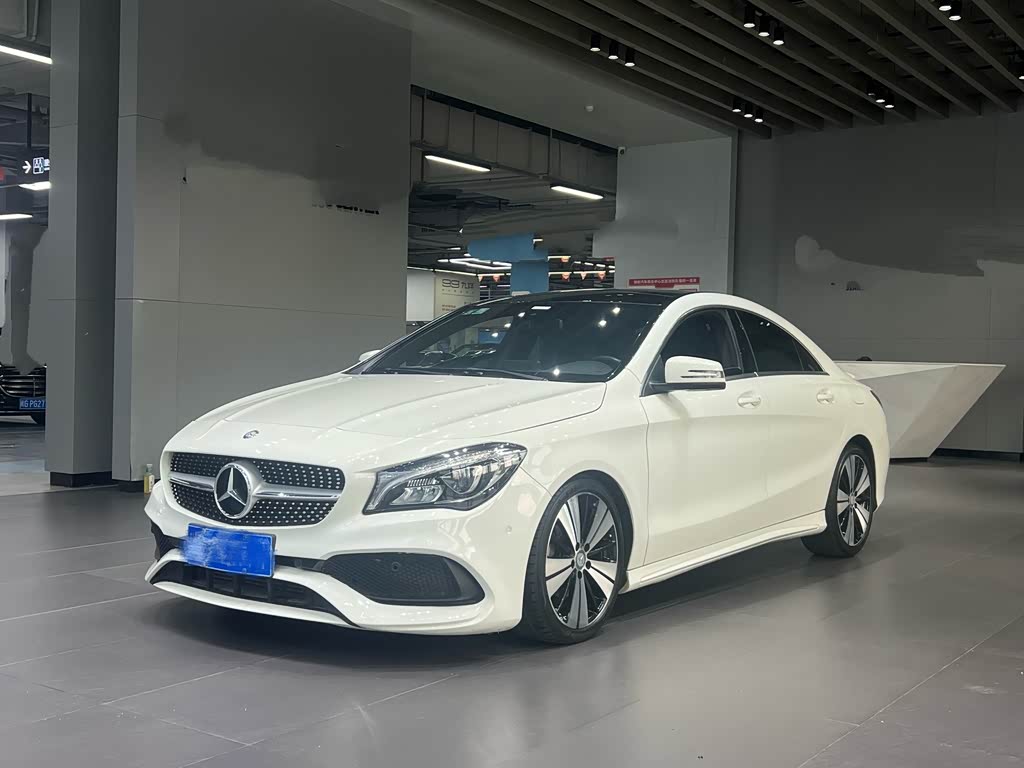 Mercedes-Benz CLA