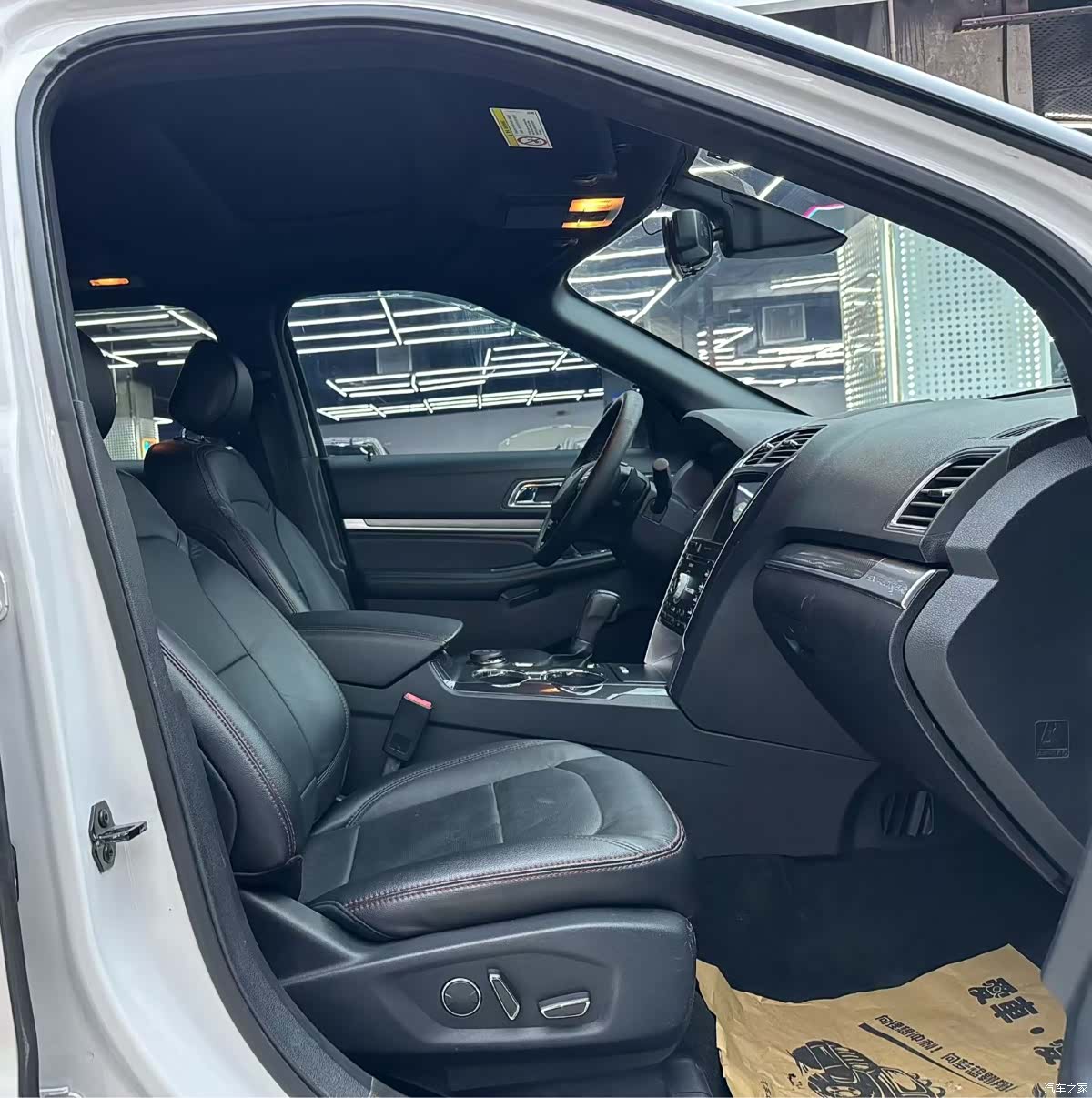 Ford Explorer, 2017 6