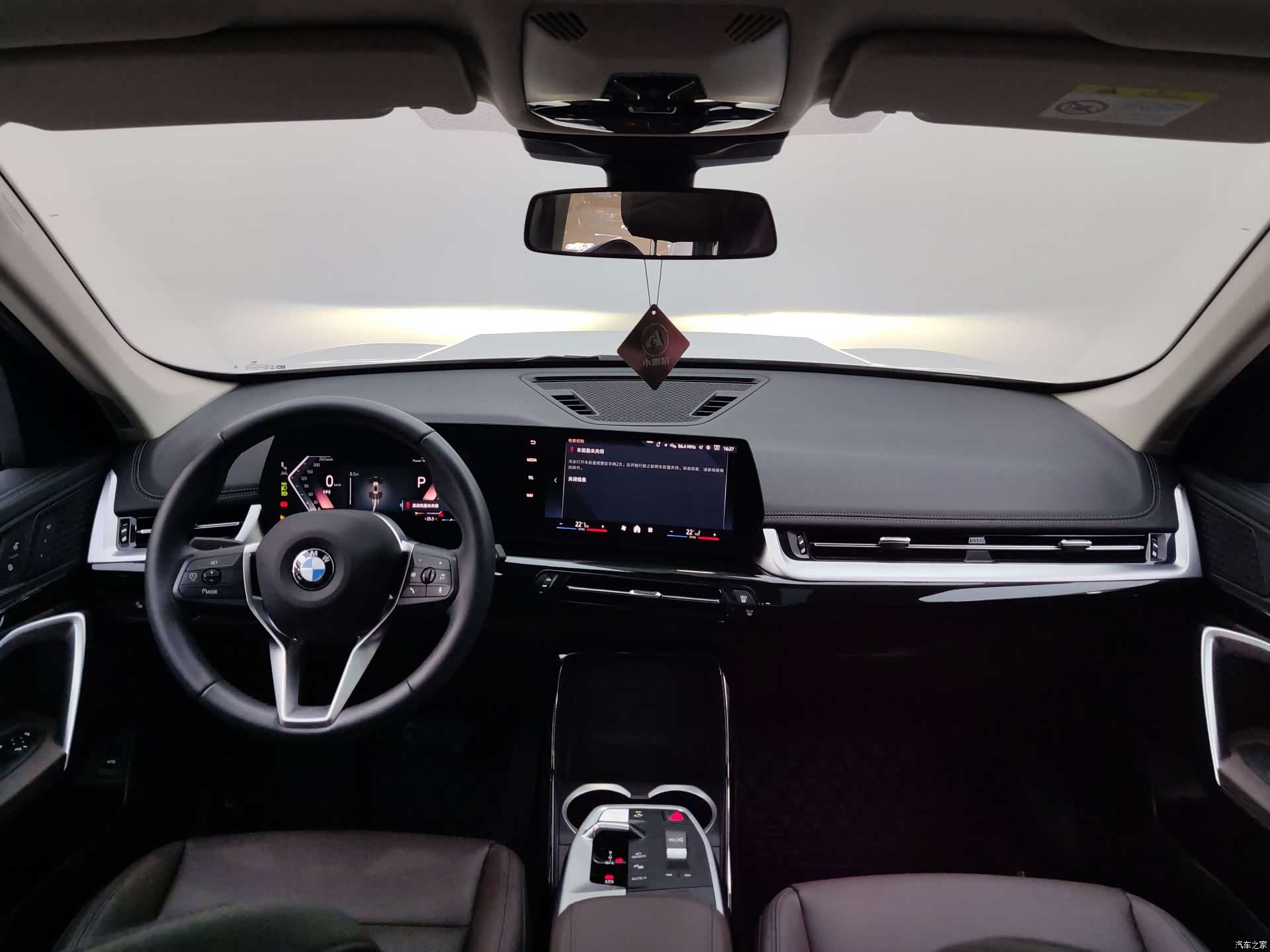 BMW X1, 2023 10