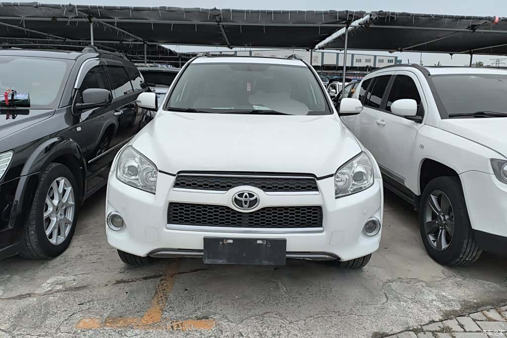 Toyota RAV4, 2011 2