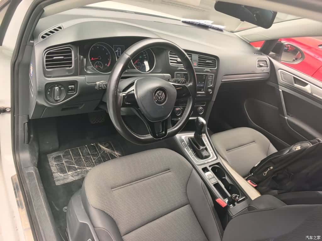 Volkswagen Golf, 2017 10