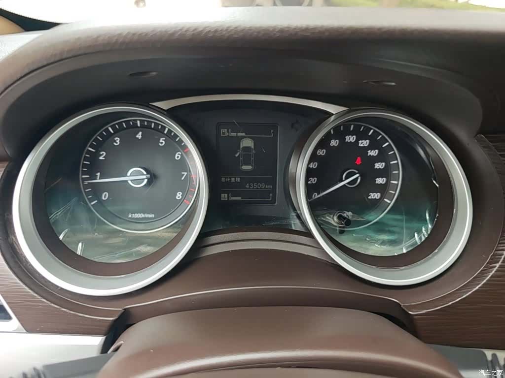 Wuling 730, 2020 12
