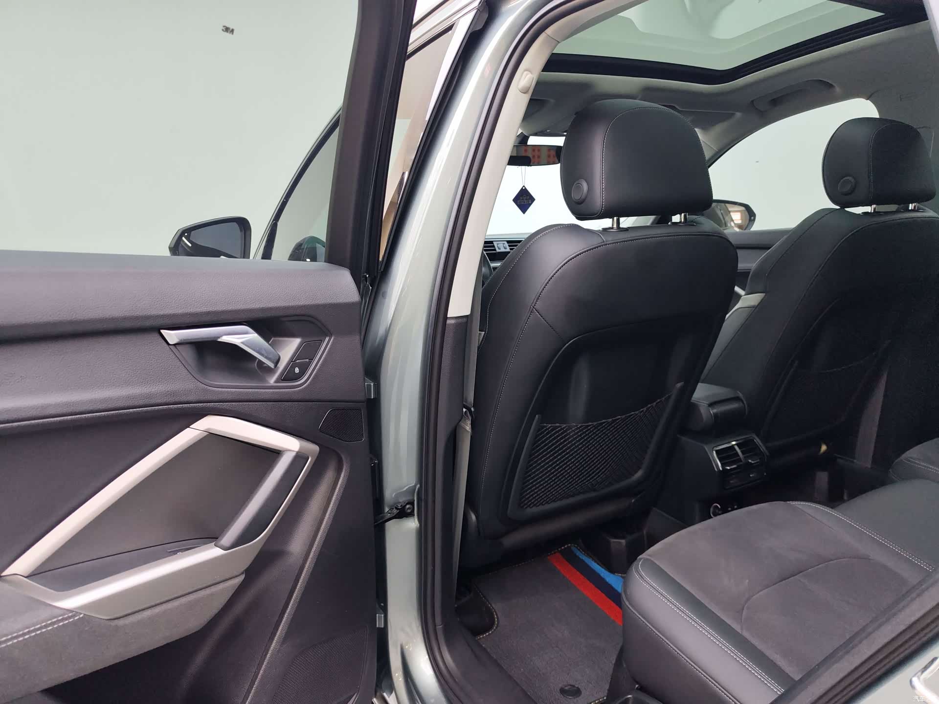 Audi Q3, 2022 7