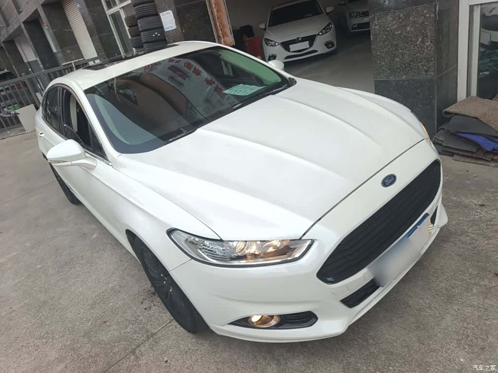 Ford Mondeo, 2015 4