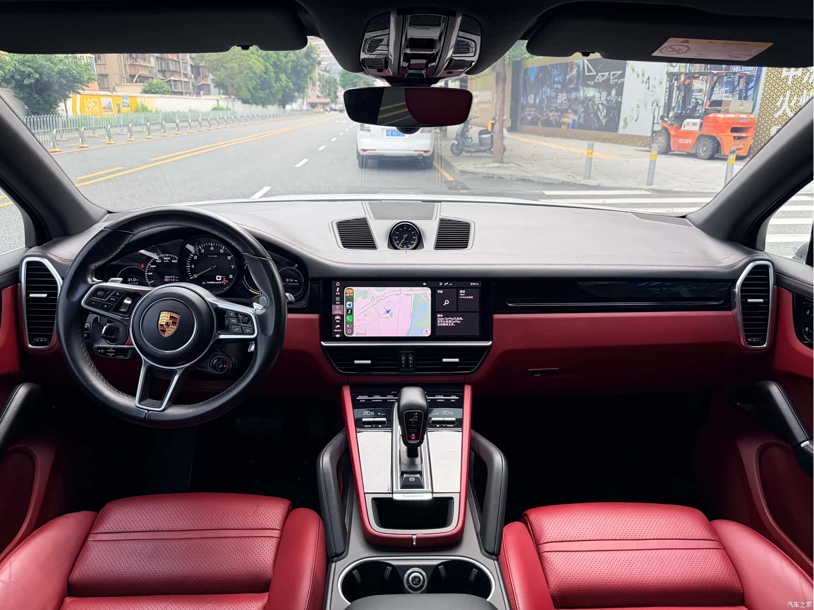 Porsche Cayenne, 2020 все фото