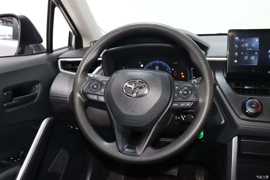 Toyota Corolla, 2025 14