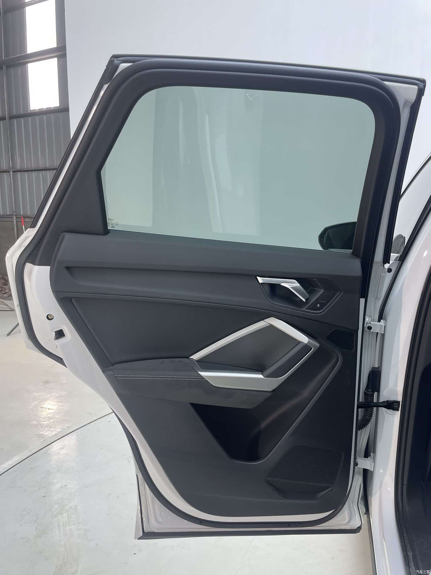 Audi Q3, 2022 12