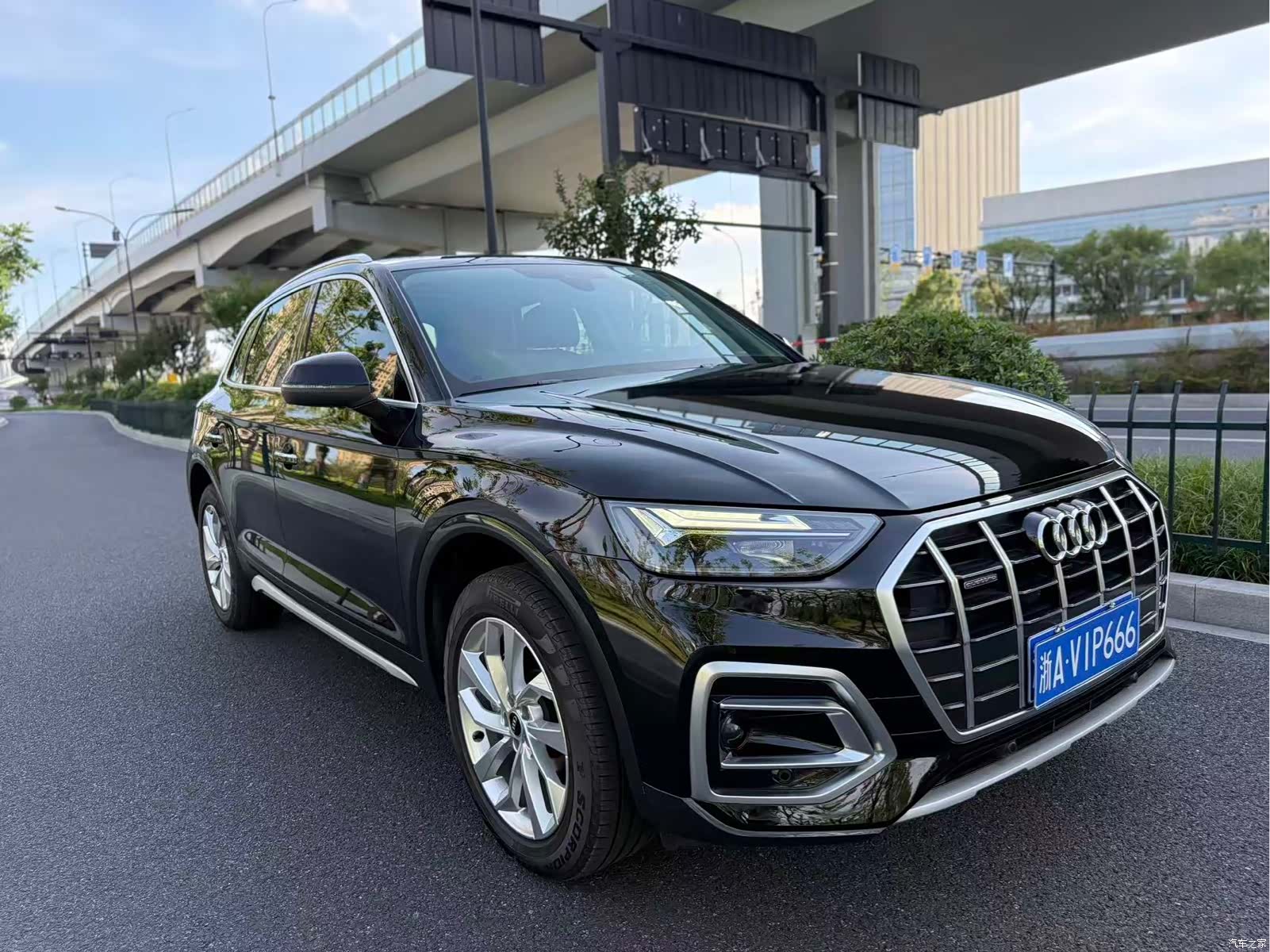 Audi Q5L, 2024 3
