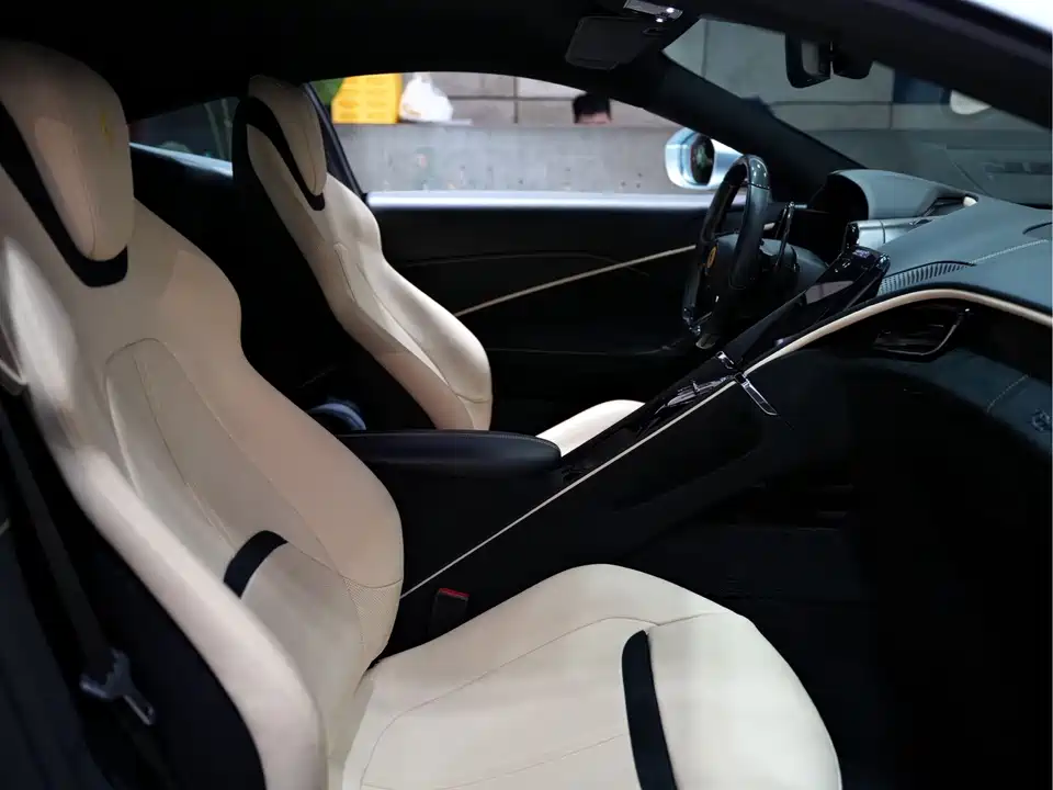 Ferrari Roma