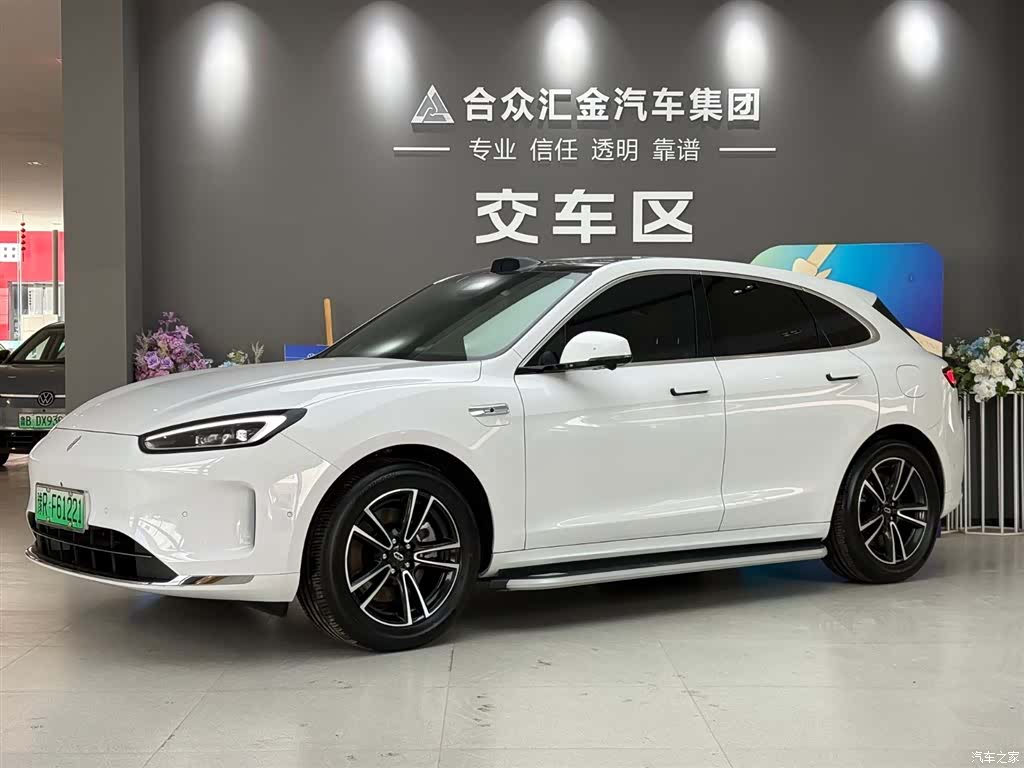 AITO M5, 2025 1