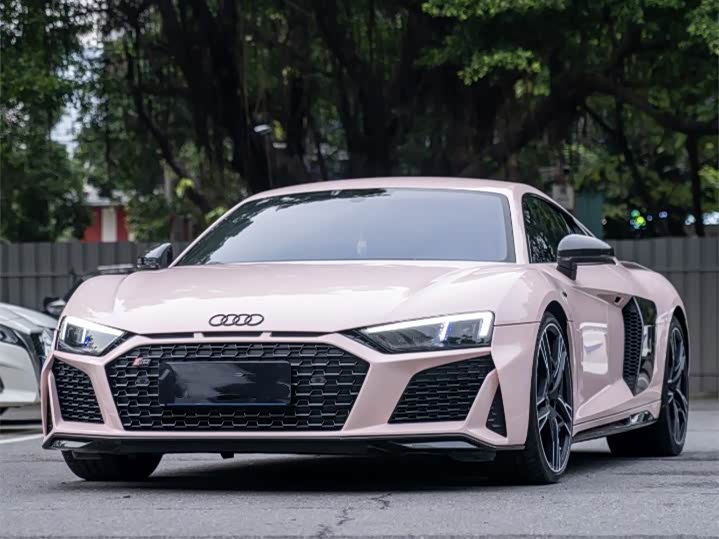 Audi R8