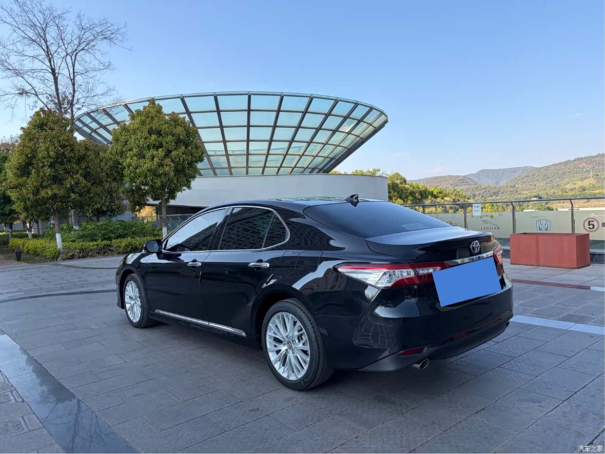 Toyota Camry, 2019 все фото