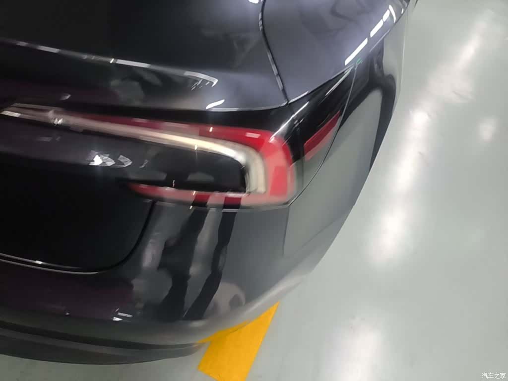 Tesla Model 3, 2024 8