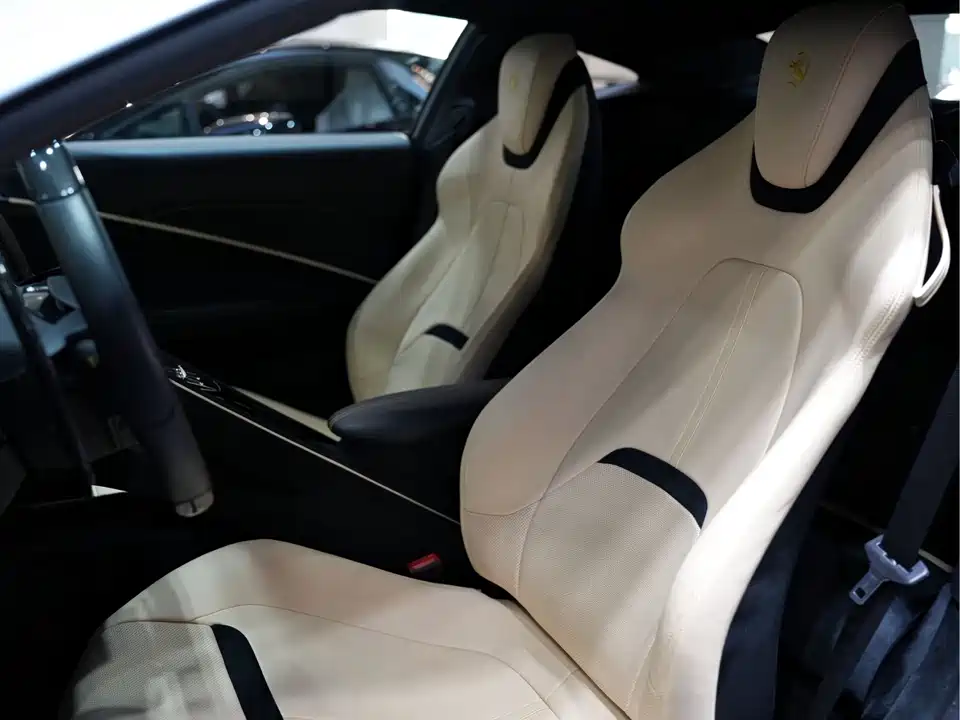 Ferrari Roma