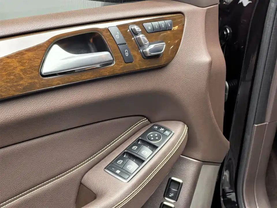Mercedes-Benz GLS Mercedes-Benz GLS