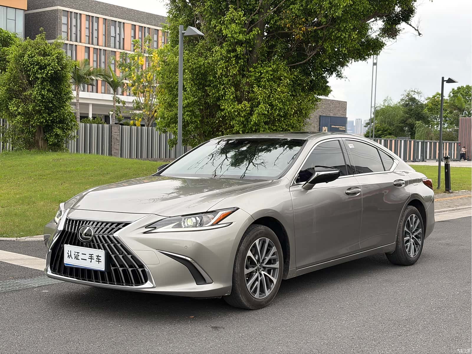 Lexus ES, 2024 21
