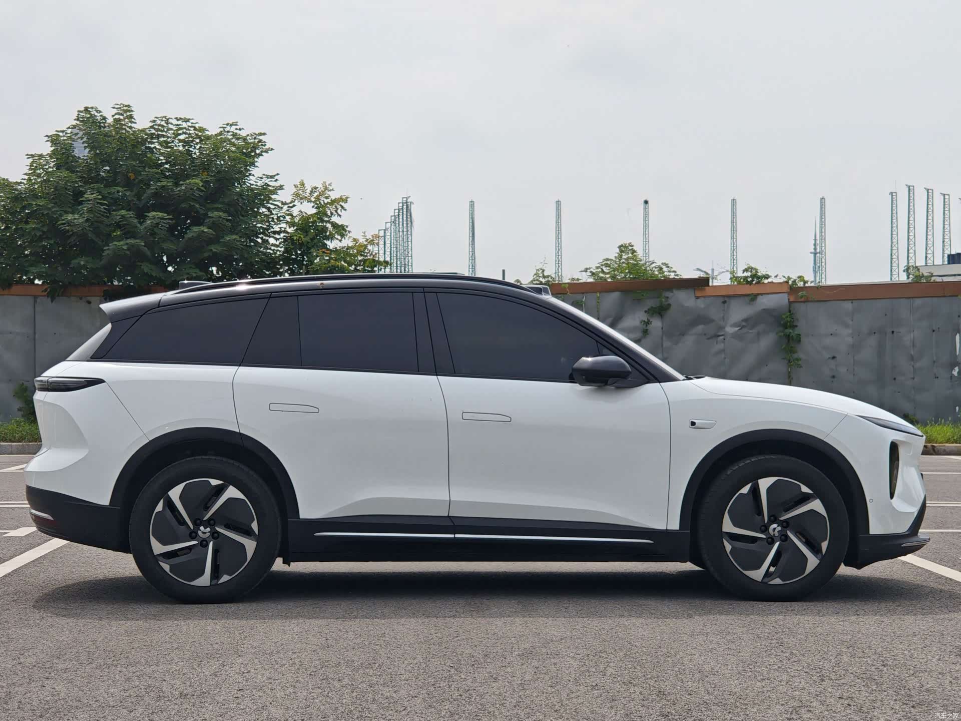 NIO ES6, 2024 4