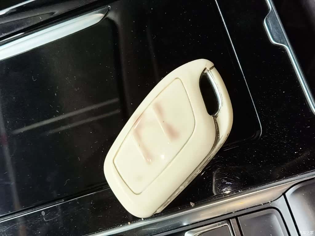 Roewe RX5, 2021 9