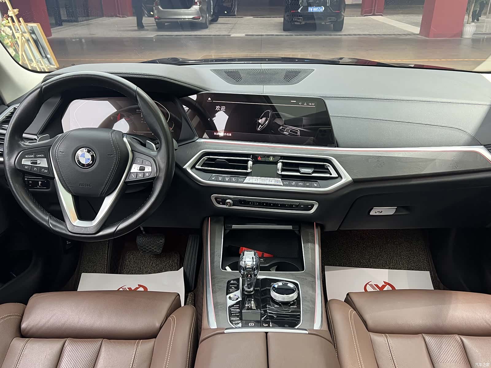BMW X5, 2020 все фото