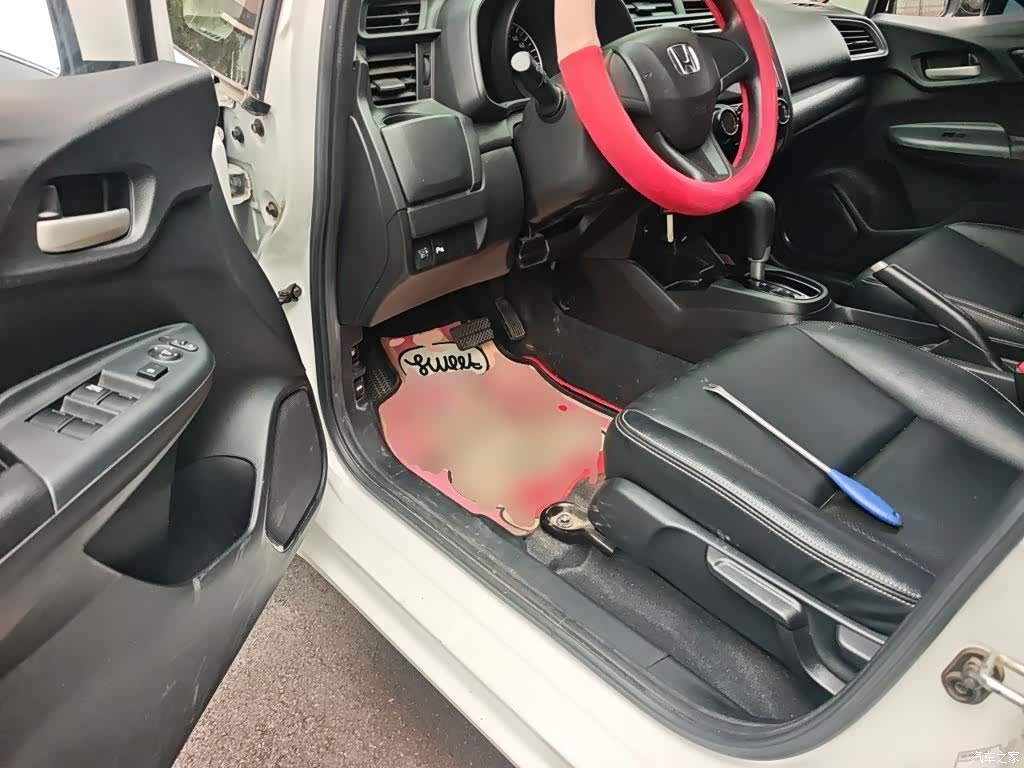 Honda Fit, 2017 13
