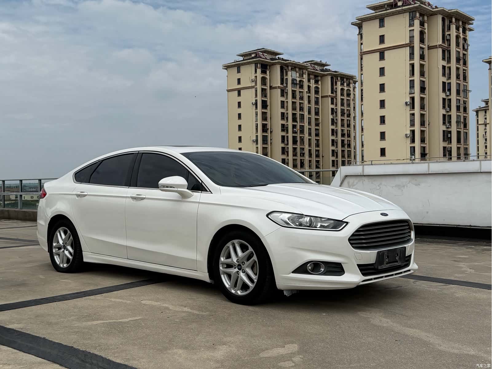 Ford Mondeo, 2016 3