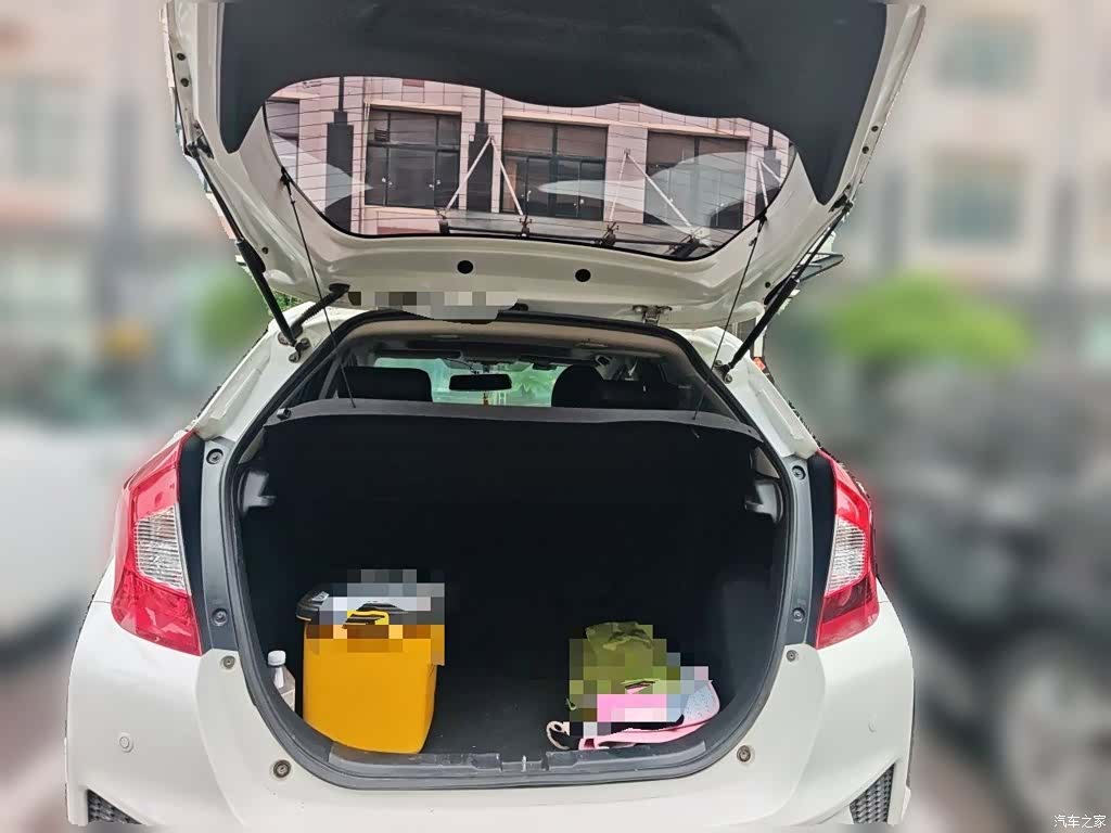 Honda Fit, 2017 16