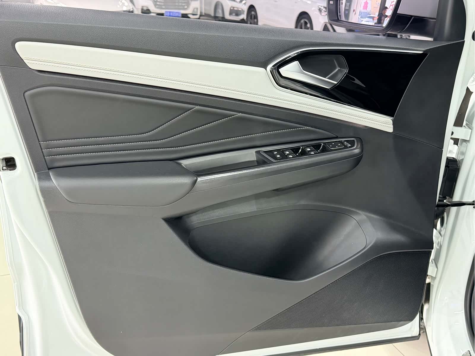 Volkswagen VS7, 2023 8