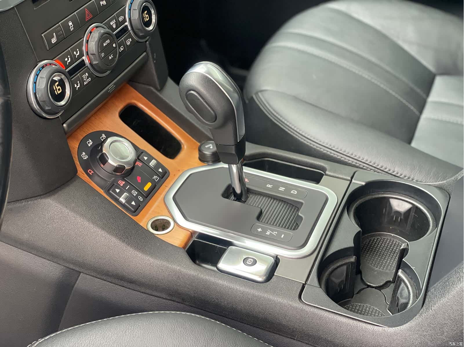 Land Rover Discovery, 2012 7