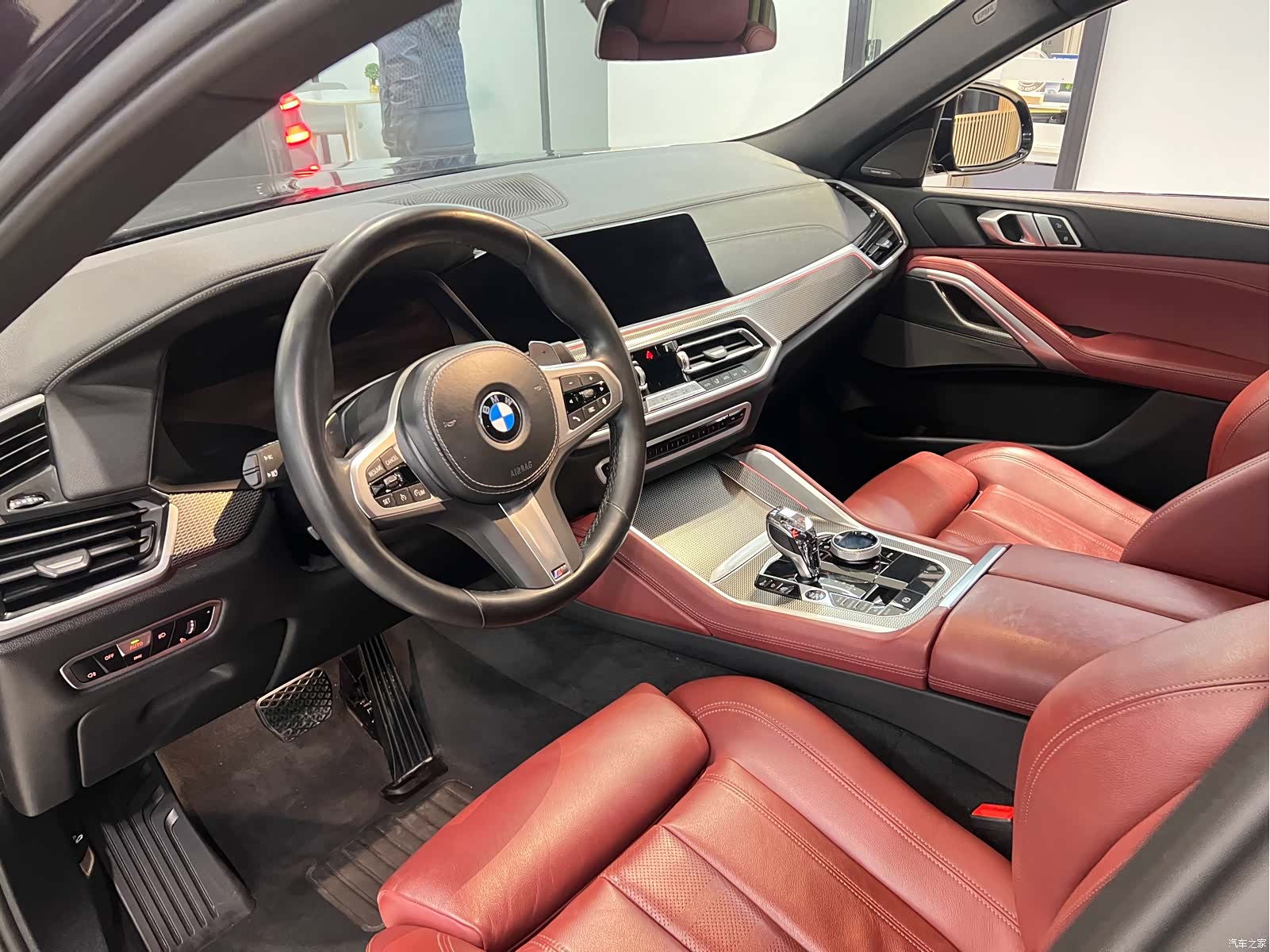 BMW X6, 2023 9