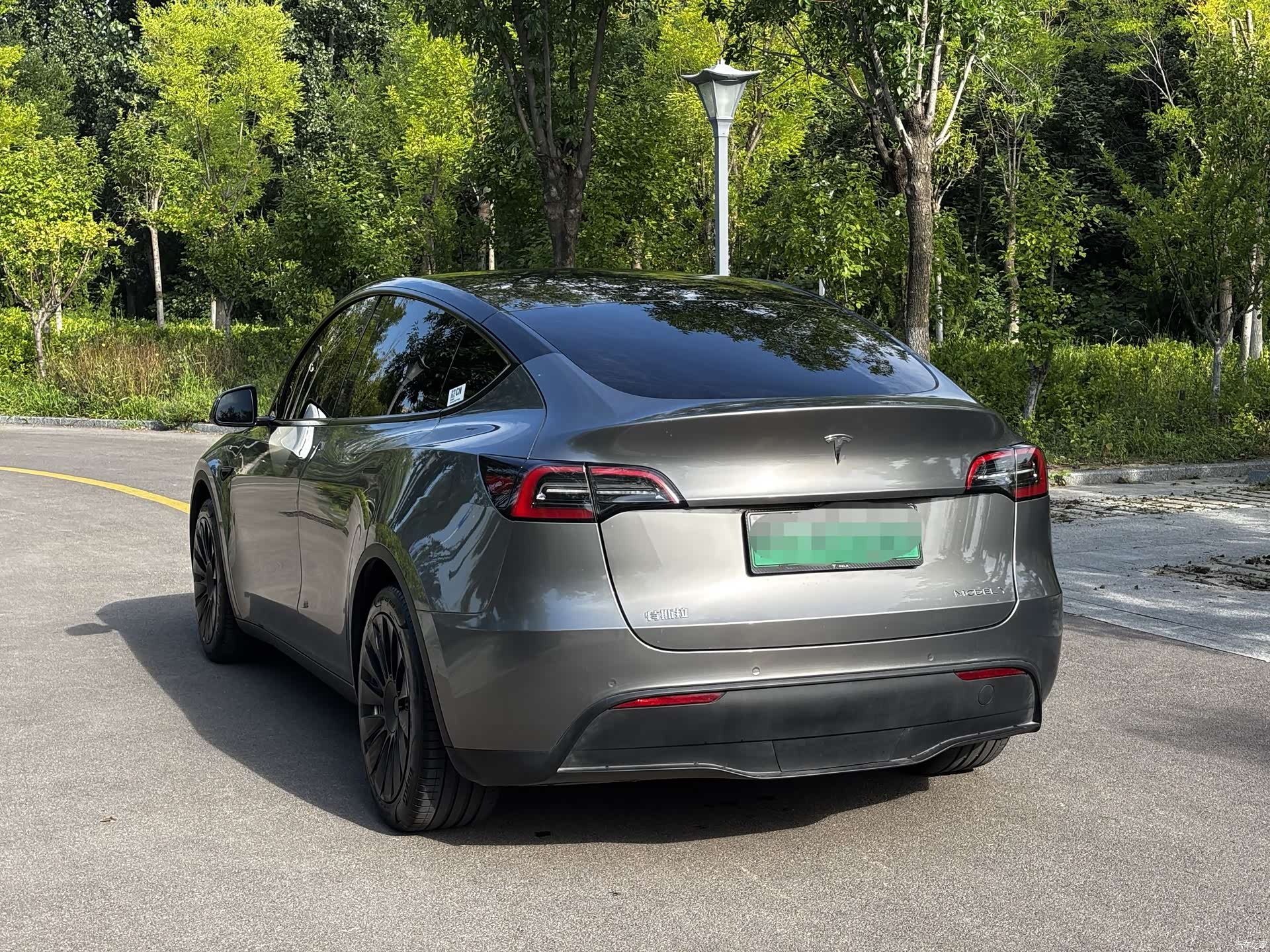 Tesla Model Y, 2023 8