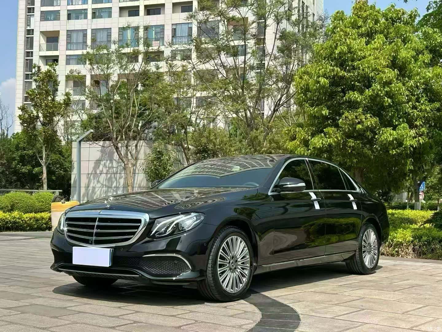Mercedes-Benz E-Class, 2020 1