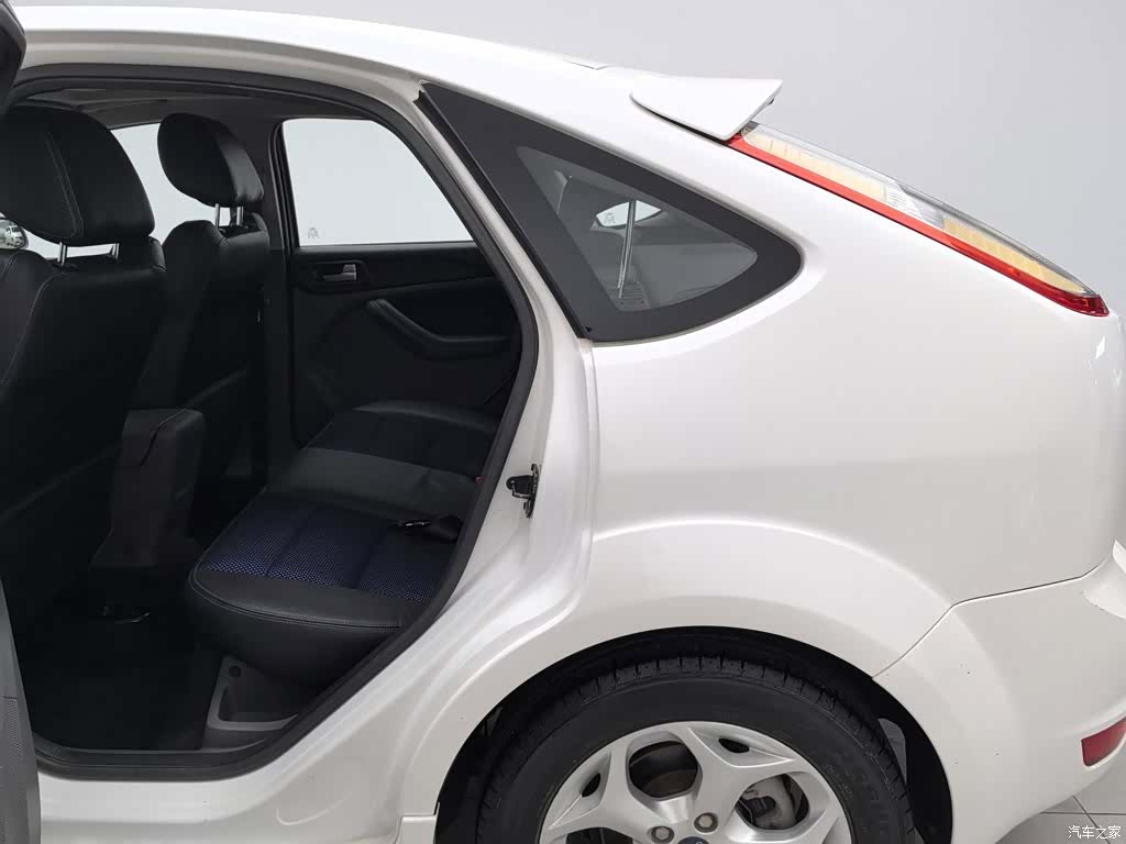 Ford Focus, 2014 15