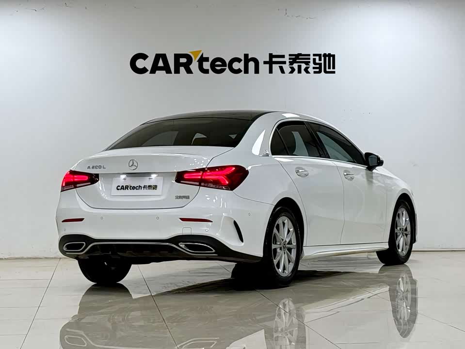 Mercedes-Benz Class A Mercedes-Benz Class A