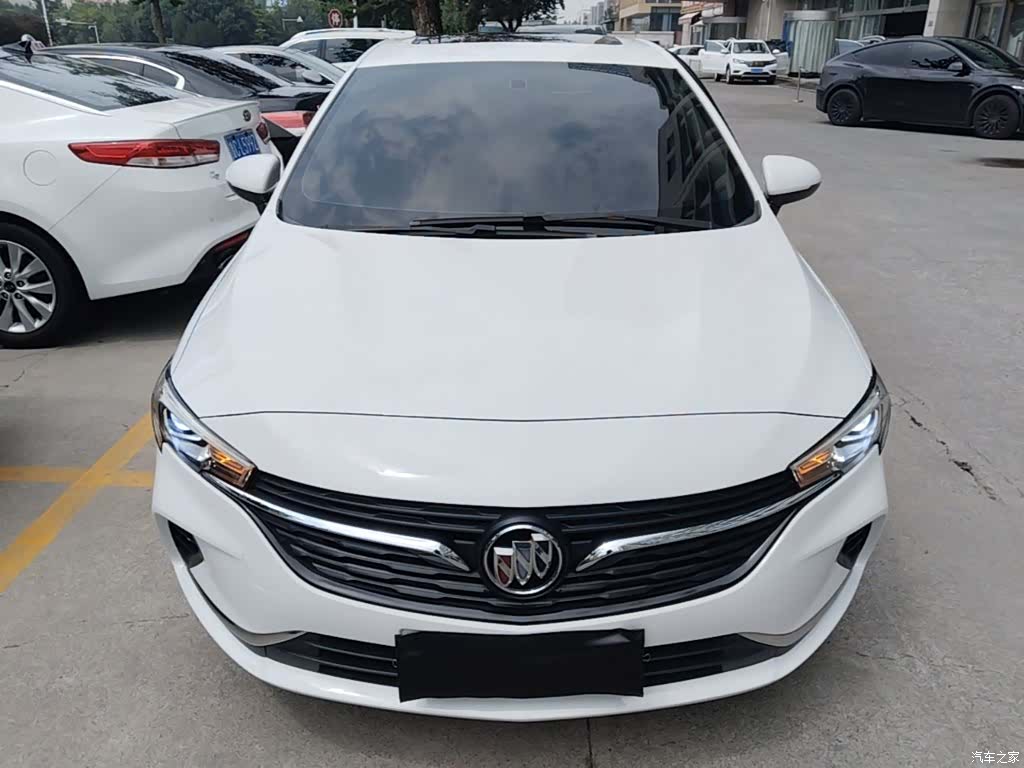 Buick Verano, 2020 3