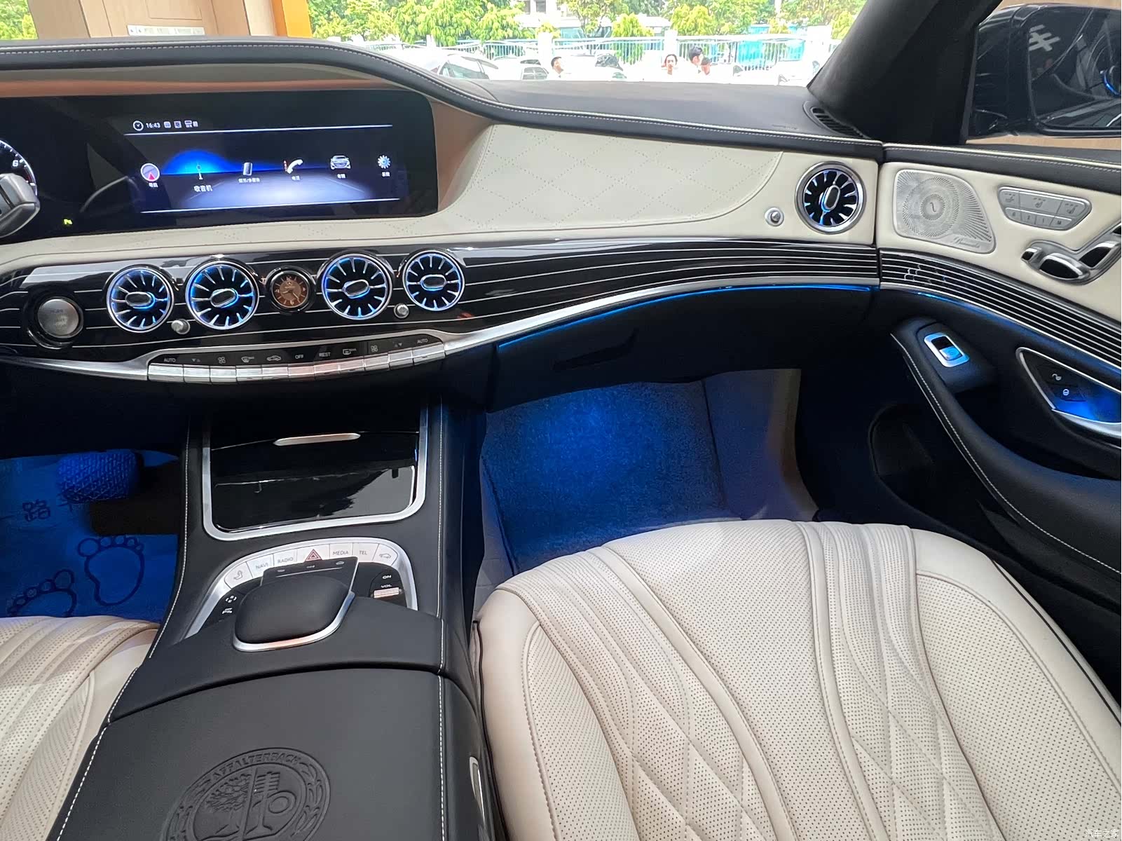 Mercedes-Benz S-Class, 2011 31