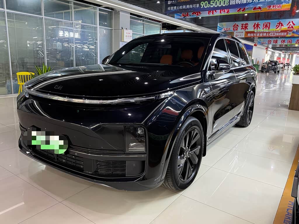Li Auto L8