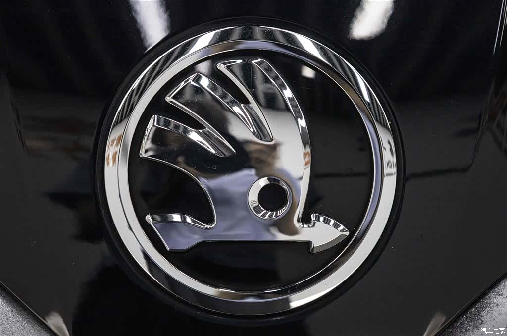 Skoda Superb, 2024 9