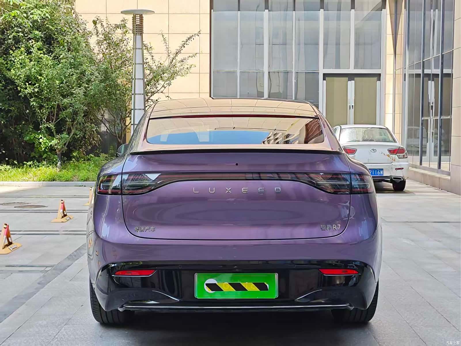 Luxeed R7, 2025 6