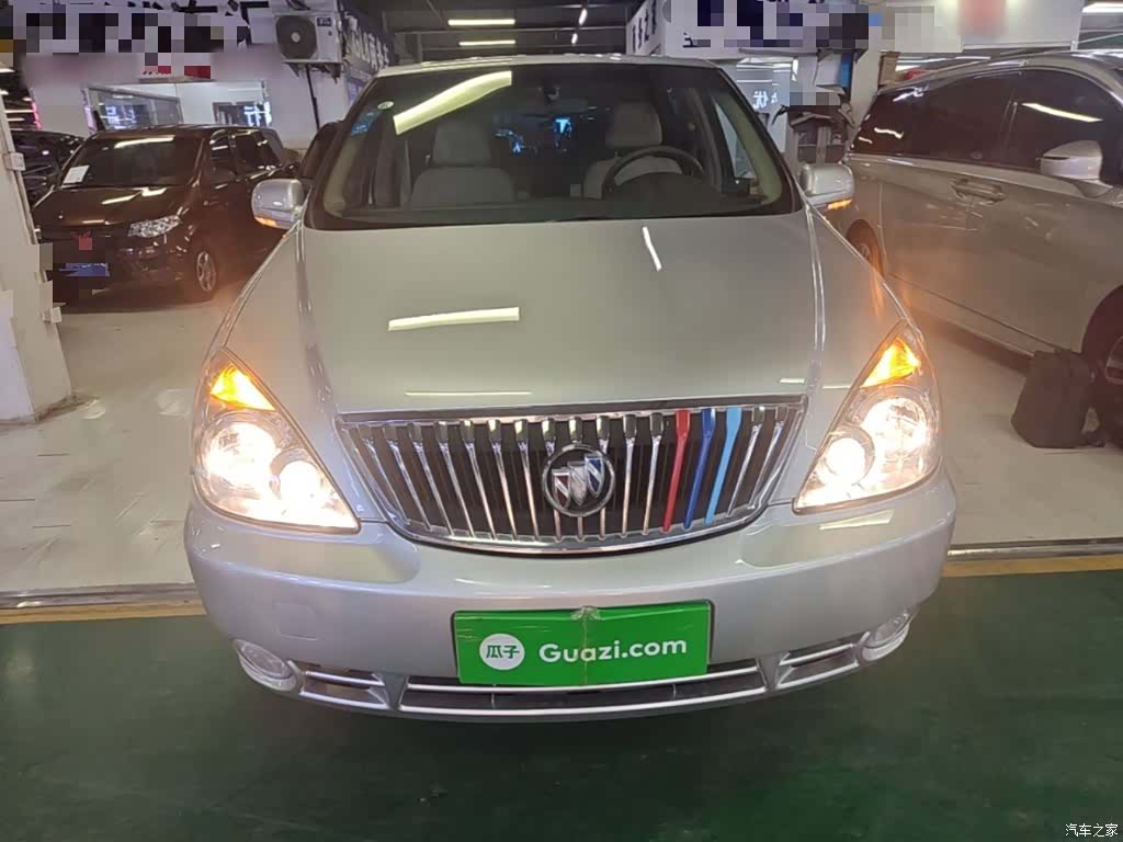 Buick GL8, 2017 3