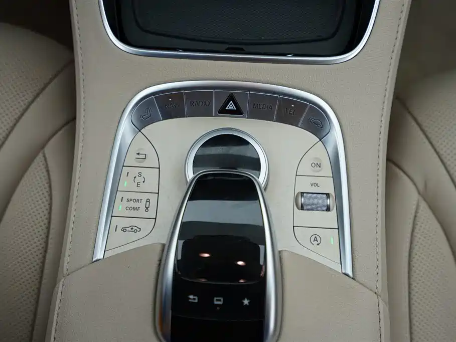 Mercedes-Benz S-class Mercedes-Benz S-class