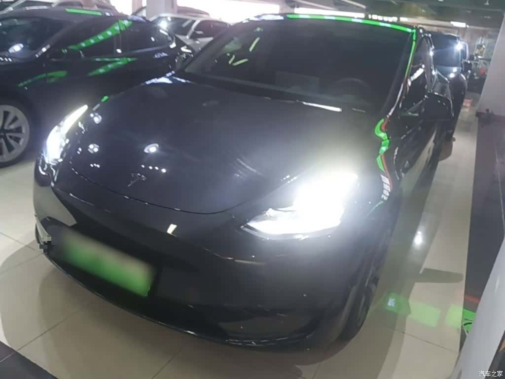 Tesla Model Y, 2024 2