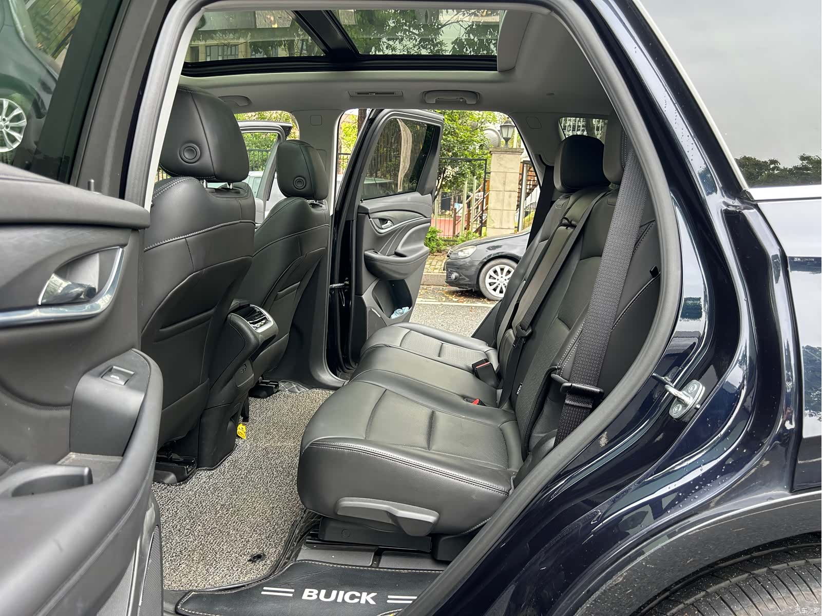 Buick Enclave, 2021 8