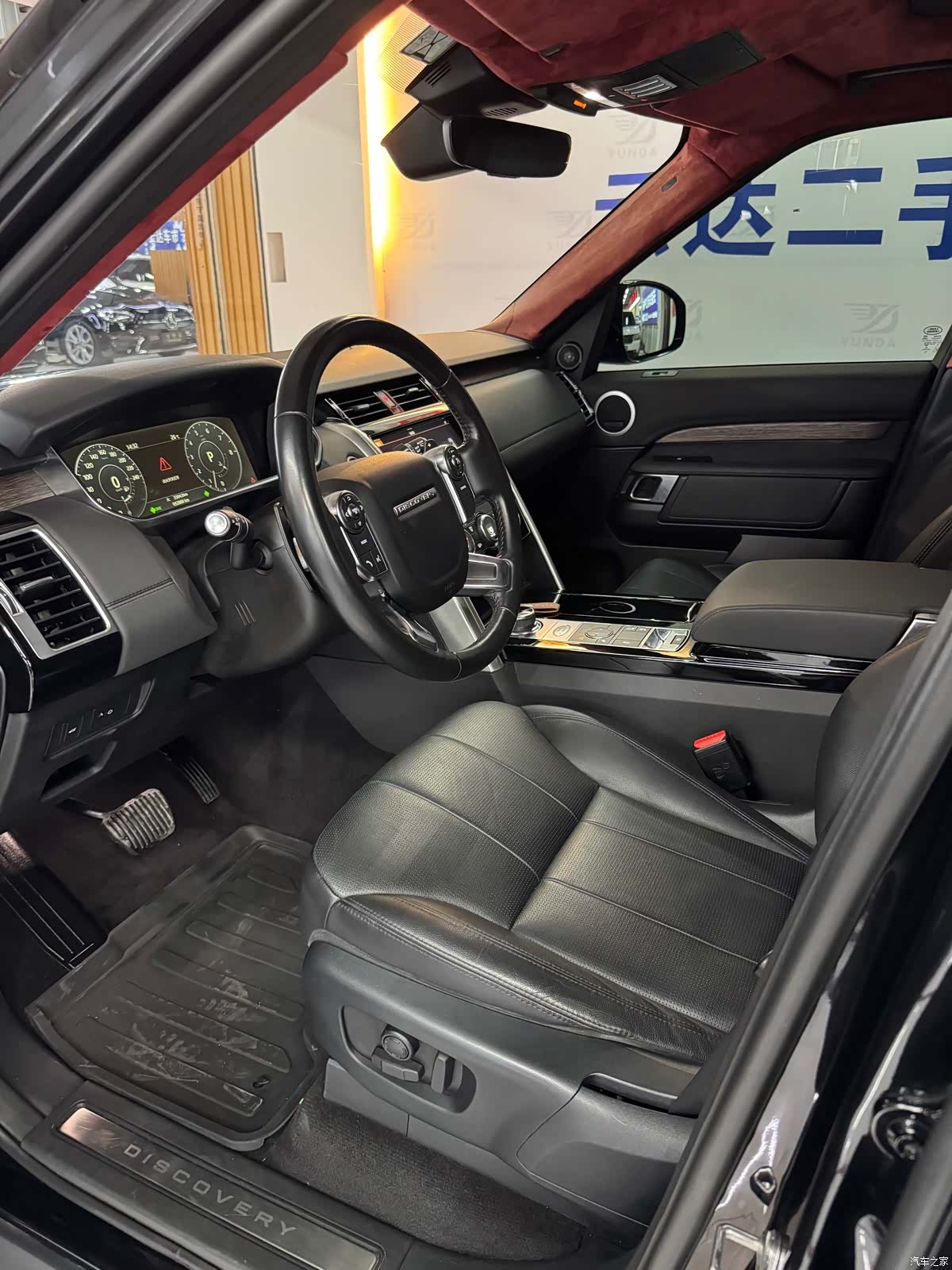 Land Rover Discovery, 2019 4
