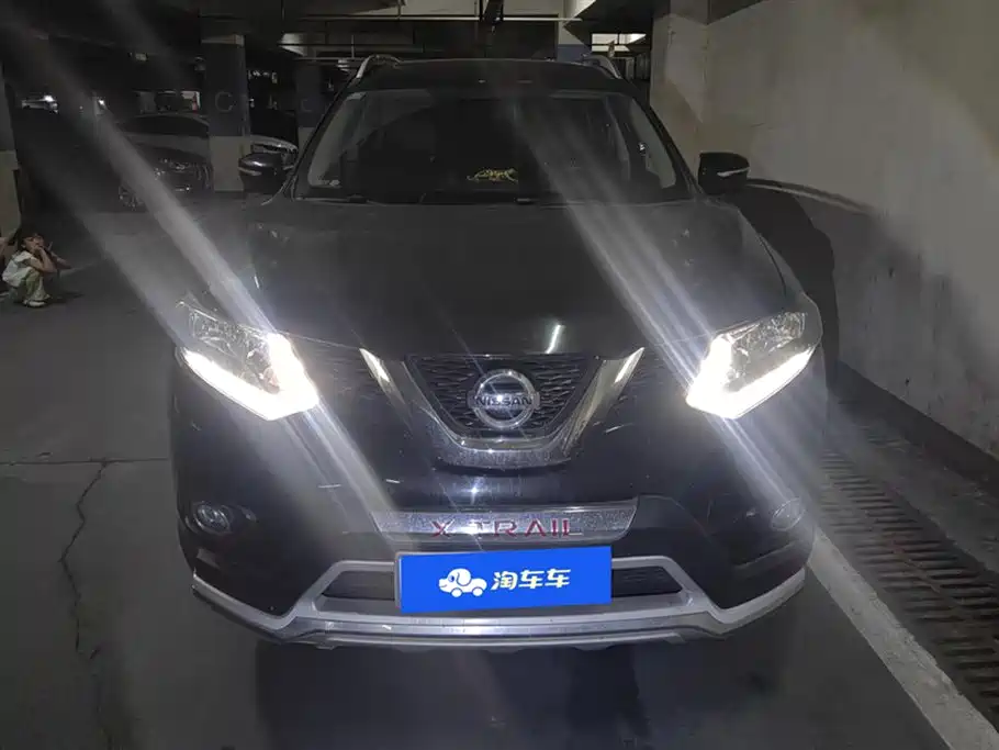 Nissan Qijun