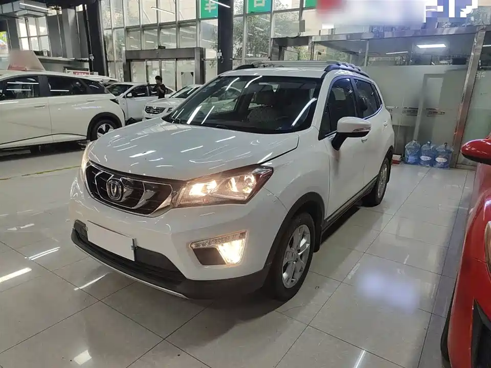 Changan CS15