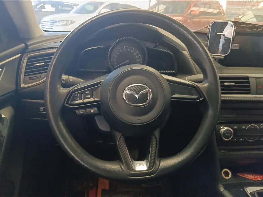 Mazda 3 Angkesaila
