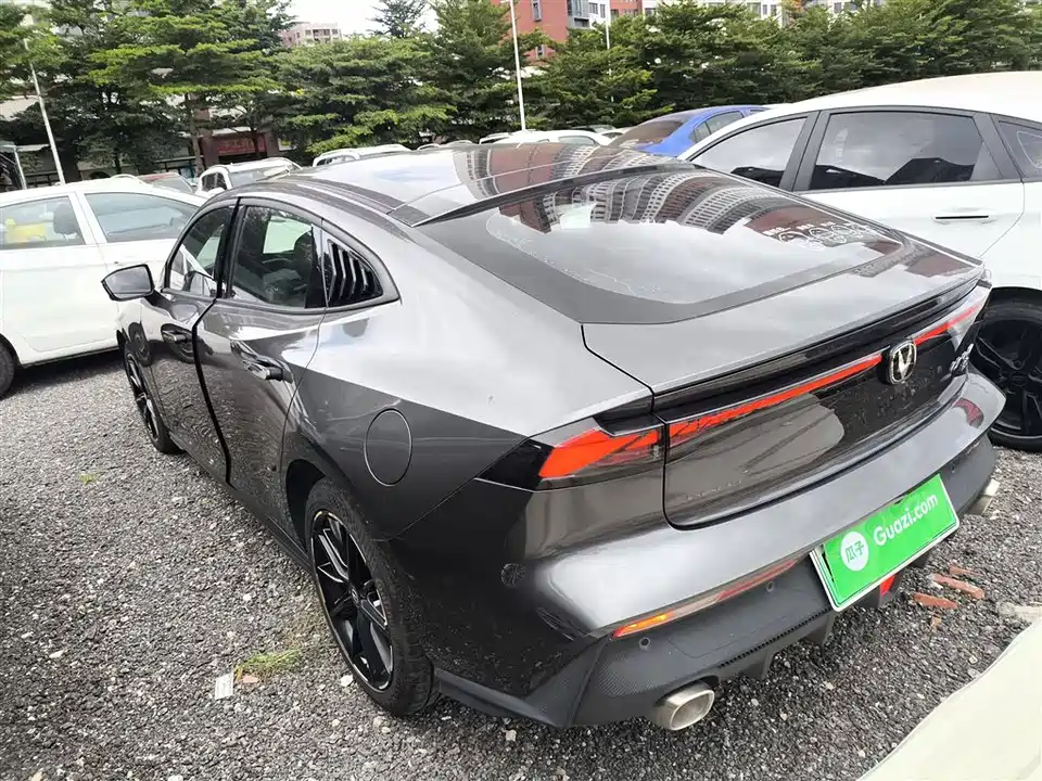 Changan UNI-V Smart iDD