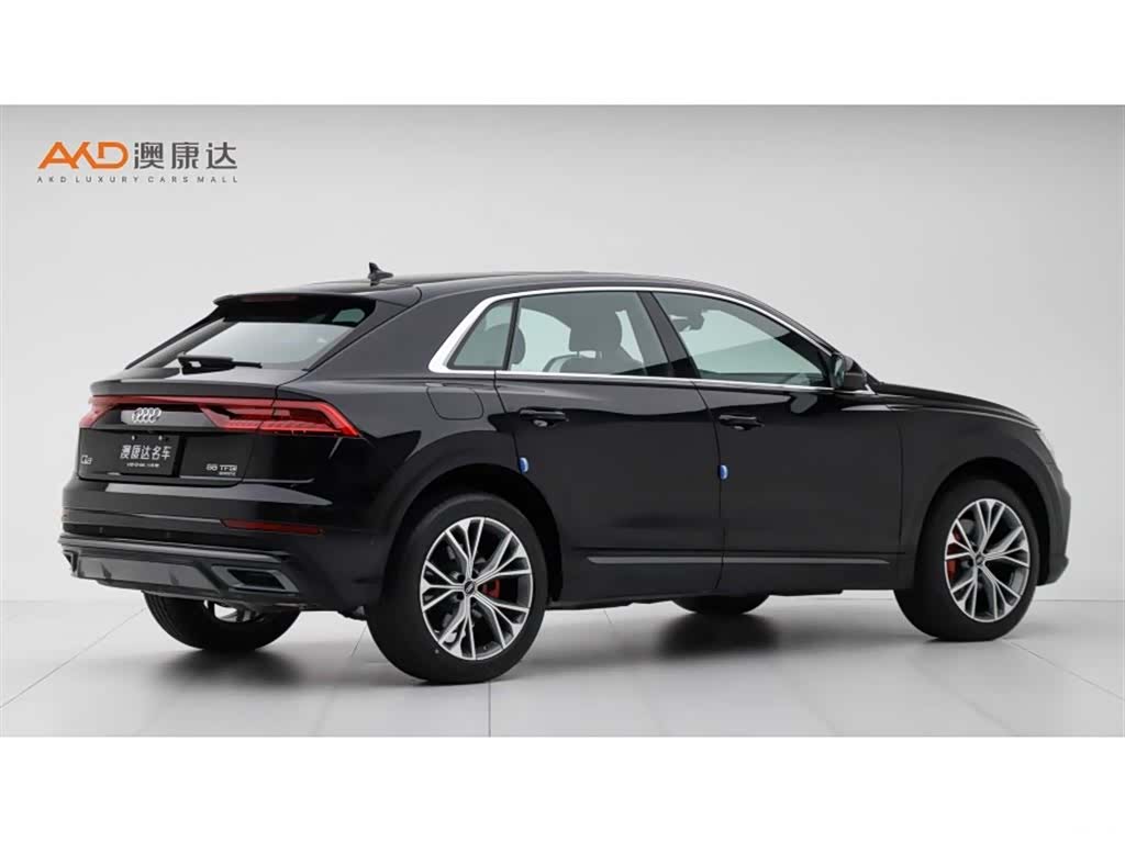 Audi Q8, 2021 3