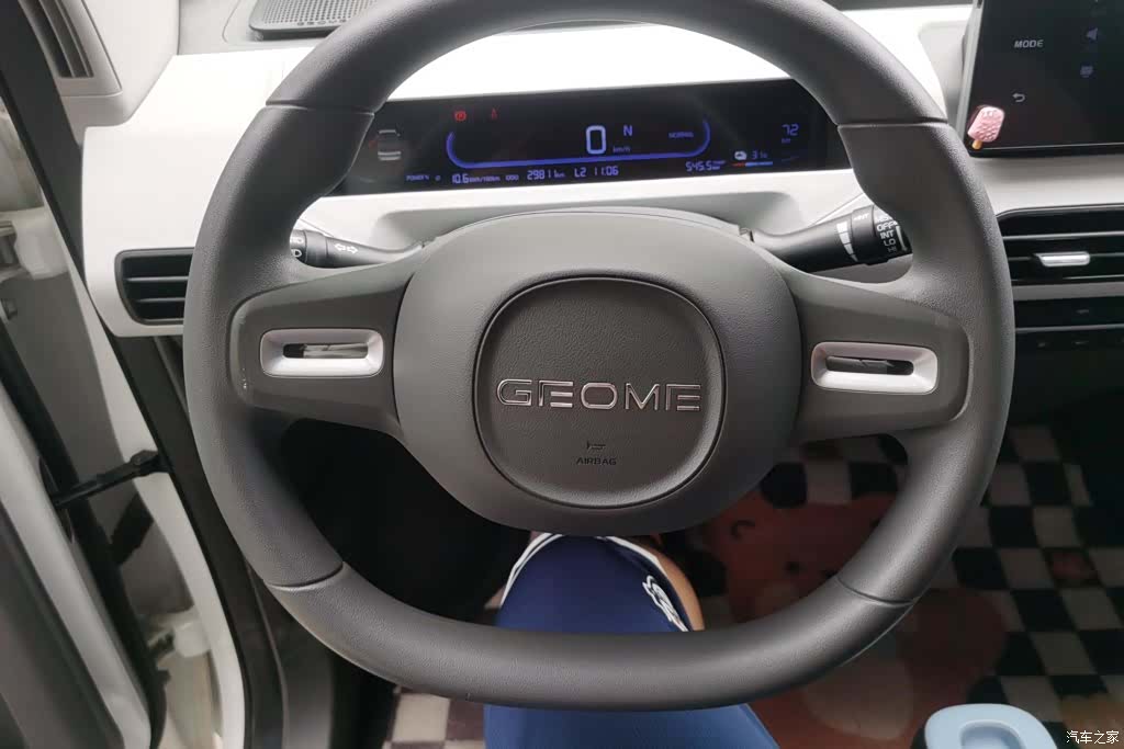 Geely Panda, 2023 15