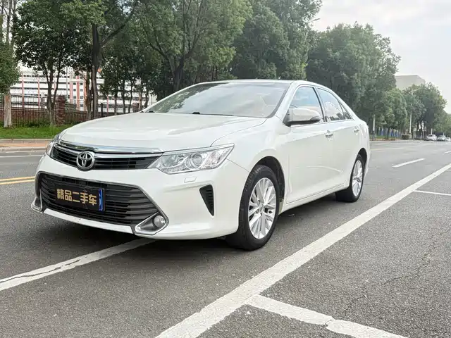 Toyota Camry 2016 — купить из Китая под заказ